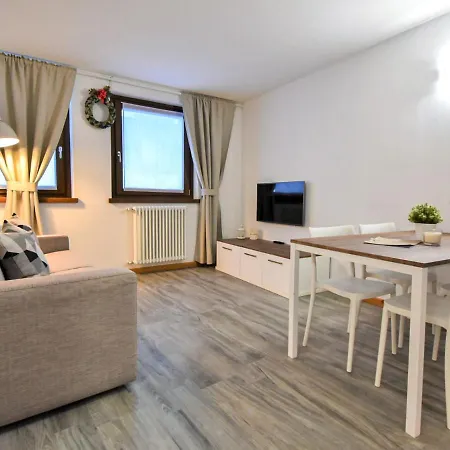Astoria By Interhome
