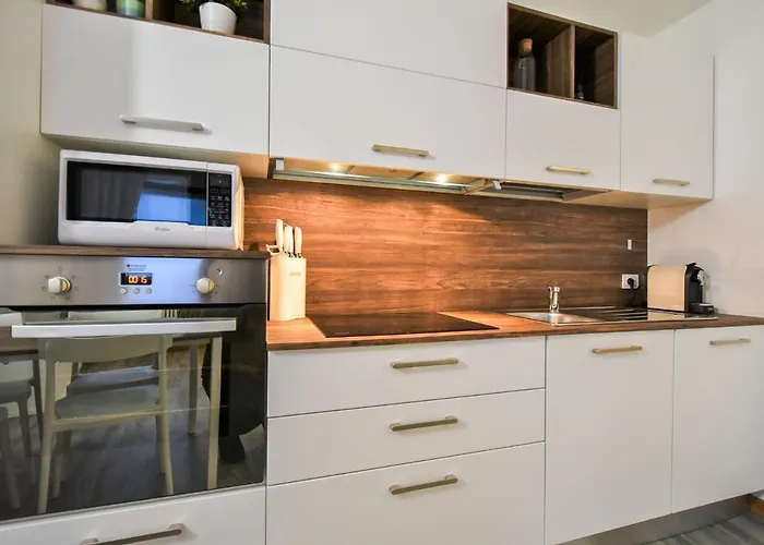 Astoria By Interhome *